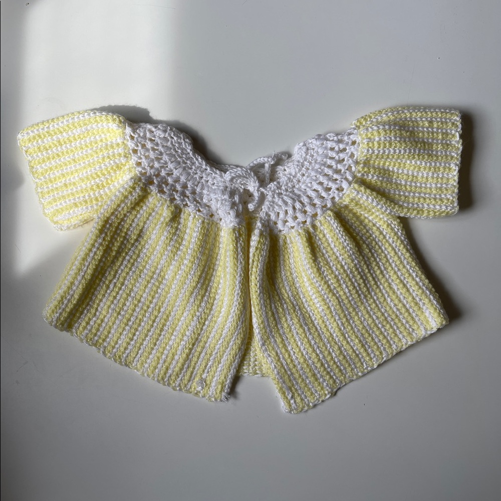 Vintage yellow knit cardigan sweater 3-6 months